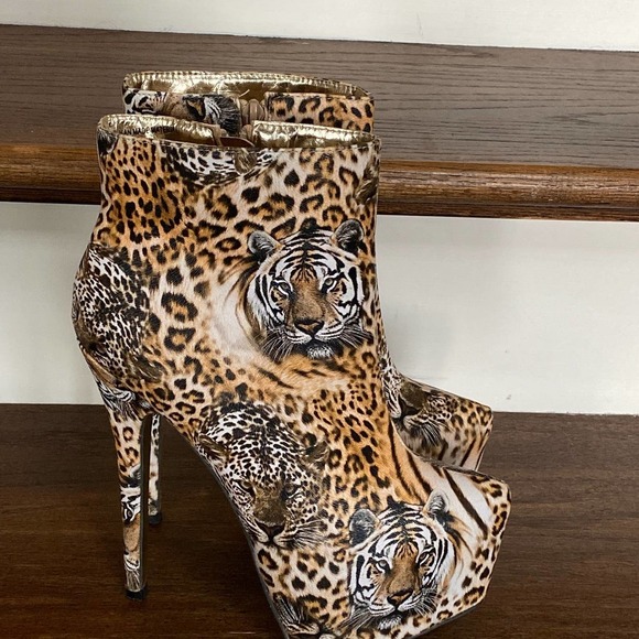 Bumper Shoes - 🎯FINAL SALE🎯 Tiger Print Platform Ankle Boots, J0591